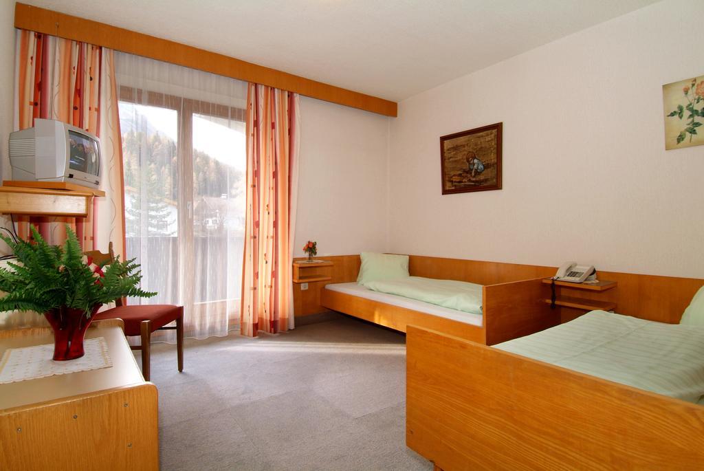 Hotel Alpina Regina Biberwier Room photo